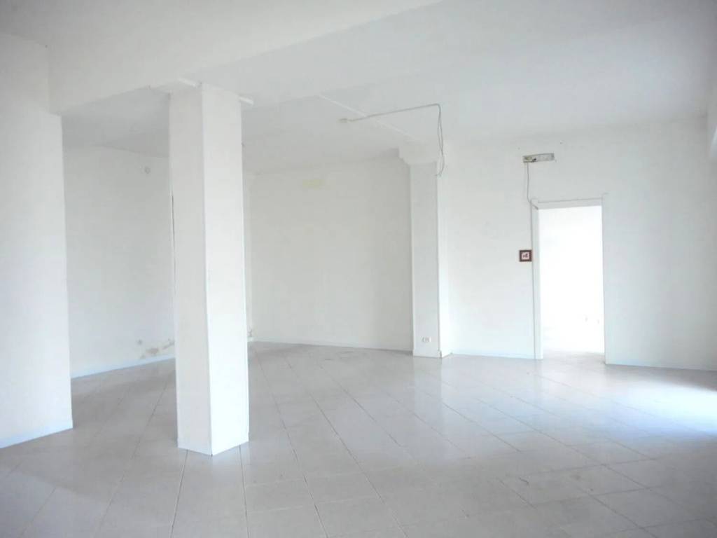 negozio in vendita a Borgo Val di Taro