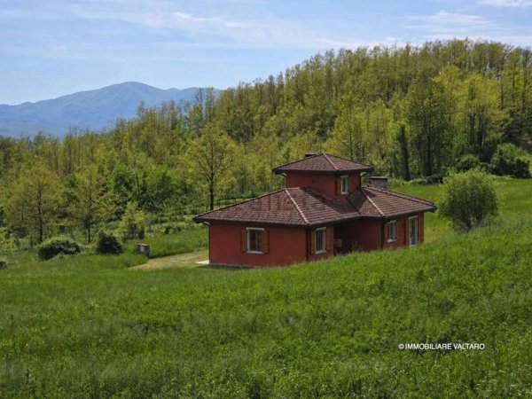 casa indipendente in vendita a Borgo Val di Taro