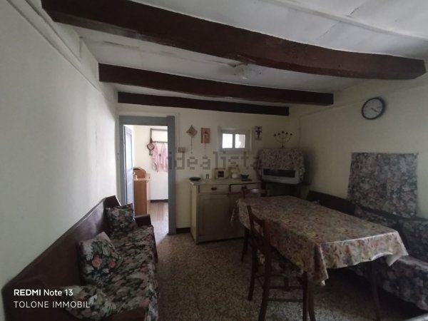 casa indipendente in vendita a Borgo Val di Taro in zona Il Poggio