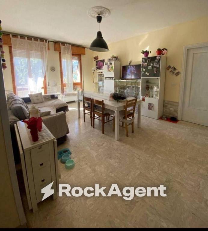 appartamento in vendita a Borgo Val di Taro in zona Il Poggio