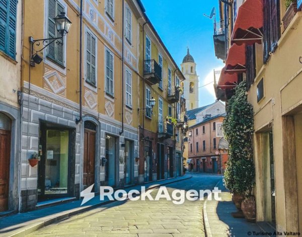 appartamento in vendita a Borgo Val di Taro in zona Il Poggio