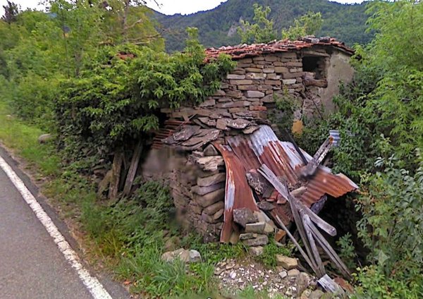 appartamento in vendita a Borgo Val di Taro in zona Cianica