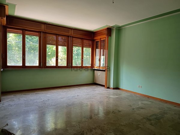 appartamento in vendita a Borgo Val di Taro in zona Il Poggio