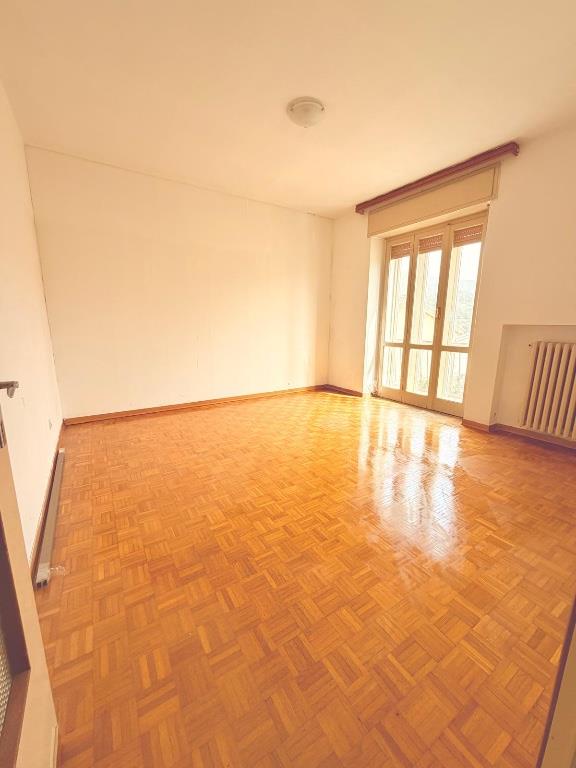 appartamento in vendita a Borgo Val di Taro in zona Il Poggio