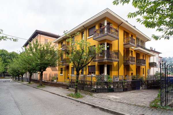 appartamento in vendita a Borgo Val di Taro in zona Il Poggio