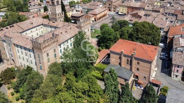negozio in vendita a Busseto