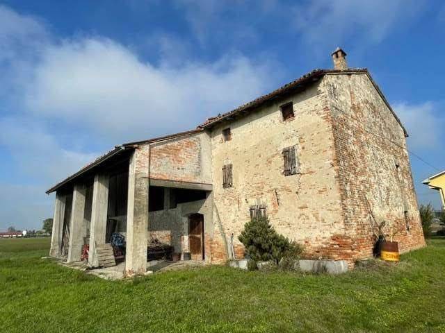 appartamento in vendita a Busseto in zona Semoriva