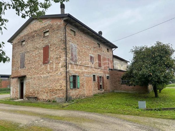 casa indipendente in vendita a Busseto in zona Roncole