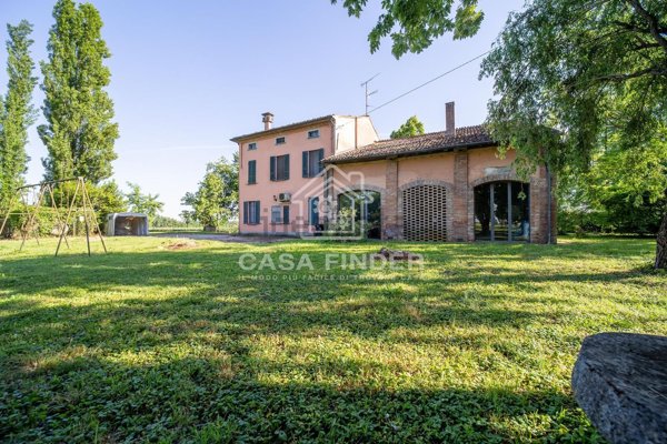 casa indipendente in vendita a Busseto in zona Semoriva