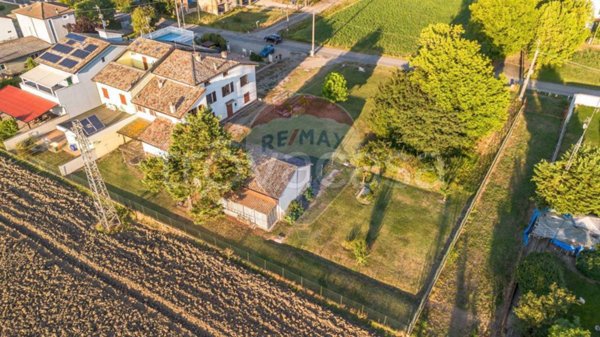 appartamento in vendita a Busseto in zona Samboseto