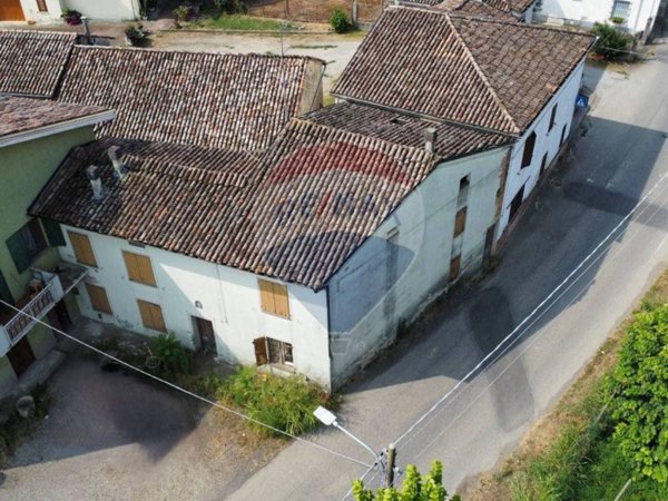 casa indipendente in vendita a Busseto in zona Sant'Andrea