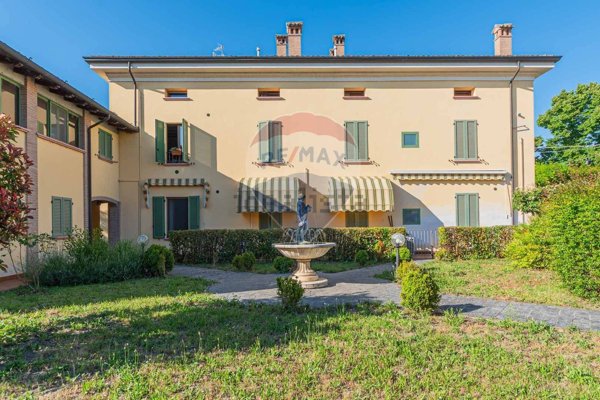 appartamento in vendita a Busseto in zona Roncole