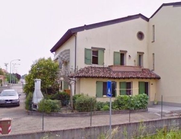 casa semindipendente in vendita a Busseto