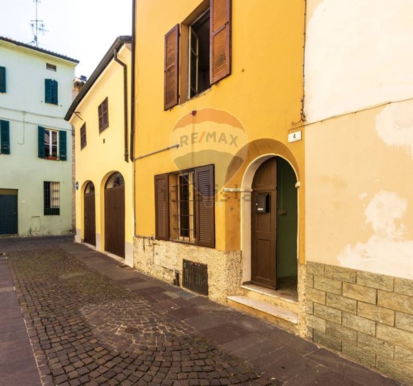 casa semindipendente in vendita a Busseto