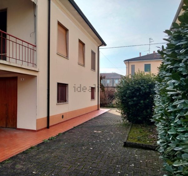 casa indipendente in vendita a Busseto