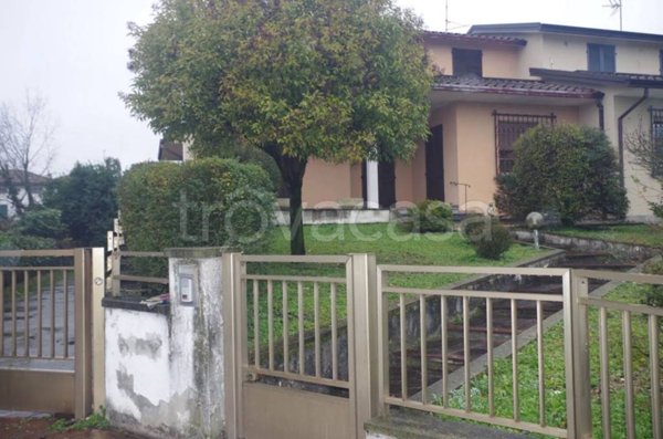 casa indipendente in vendita a Busseto