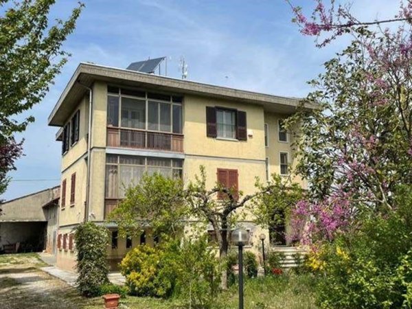 casa indipendente in vendita a Busseto in zona Frescarolo