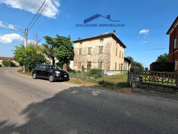 casa indipendente in vendita a Busseto in zona Contrada della Chiesa