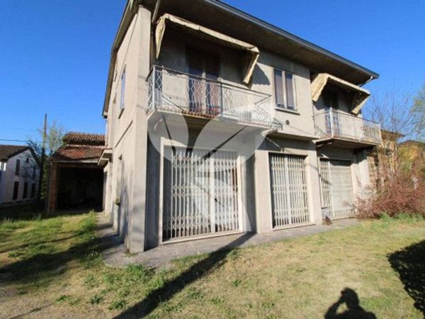 casa indipendente in vendita a Busseto in zona Roncole