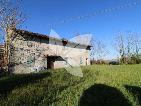 casa indipendente in vendita a Busseto in zona Roncole