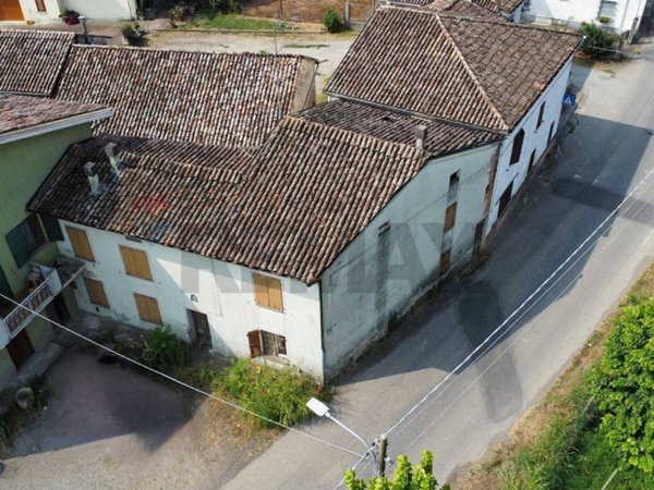 casa indipendente in vendita a Busseto in zona Sant'Andrea