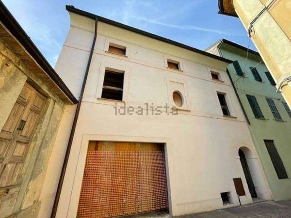 casa indipendente in vendita a Busseto
