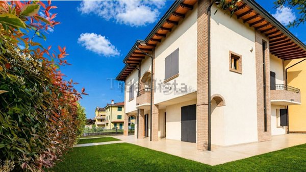 casa indipendente in vendita a Busseto