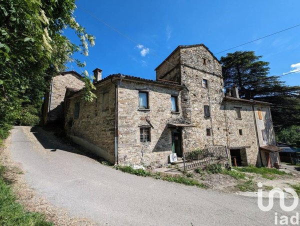 casa indipendente in vendita a Calestano in zona Torre