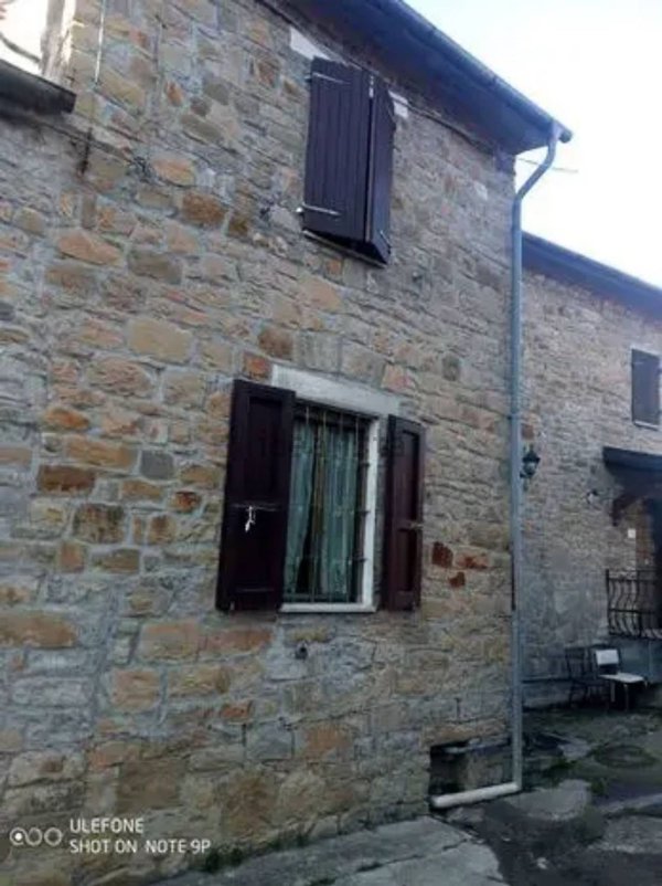 appartamento in vendita a Calestano in zona Ravarano