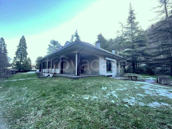casa indipendente in vendita a Calestano