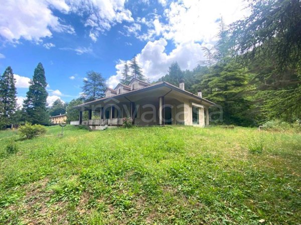 casa indipendente in vendita a Calestano