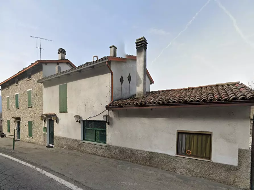 casa indipendente in vendita a Calestano