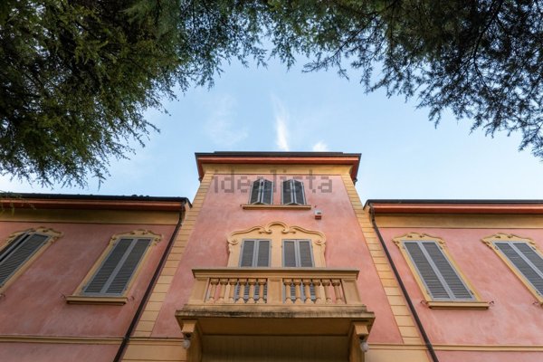 casa indipendente in vendita a Calestano in zona Marzolara