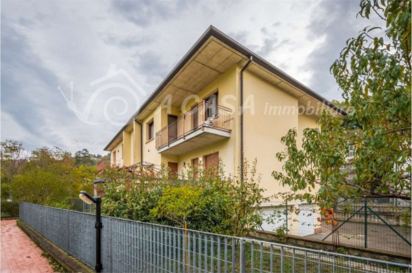 appartamento in vendita a Calestano in zona Marzolara