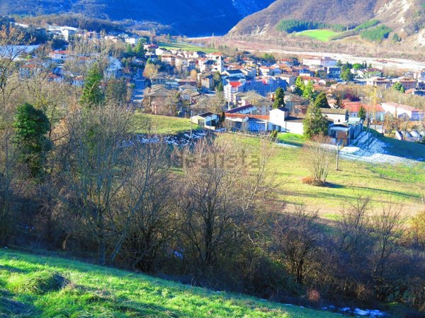terreno edificabile in vendita a Calestano