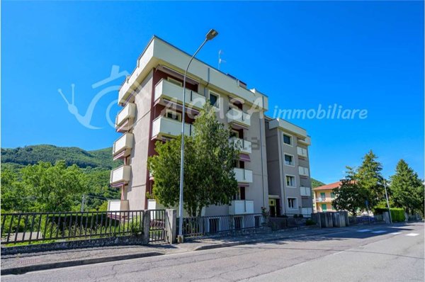 appartamento in vendita a Calestano in zona Marzolara