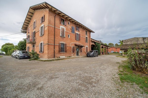 casa indipendente in vendita a Collecchio