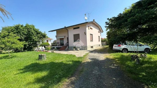 casa indipendente in vendita a Collecchio in zona Gaiano