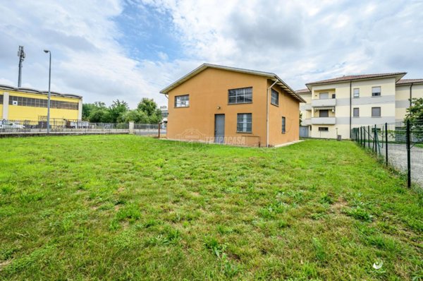 casa indipendente in vendita a Collecchio