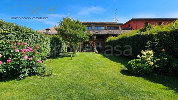 appartamento in vendita a Collecchio in zona San Martino Sinzano