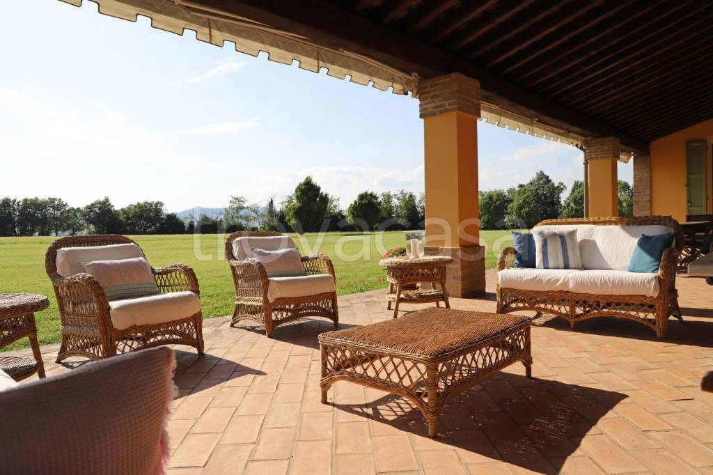 casa indipendente in vendita a Collecchio in zona Folli