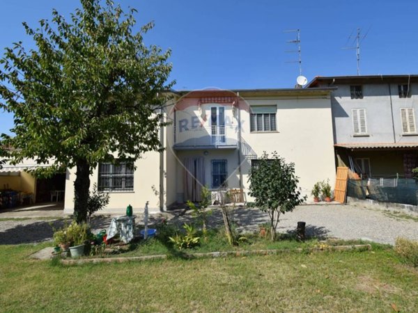 casa indipendente in vendita a Collecchio