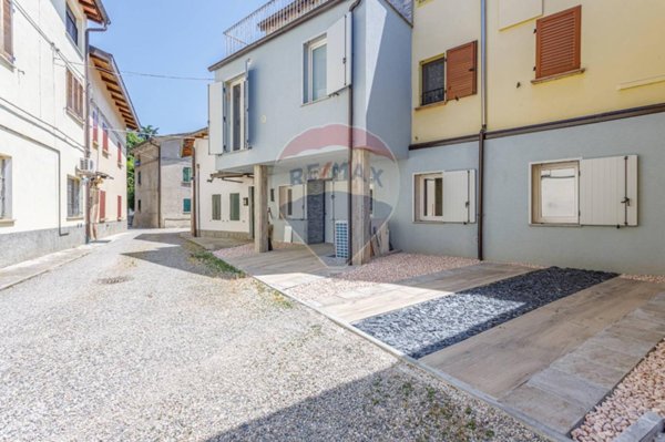 casa indipendente in vendita a Collecchio in zona Gaiano