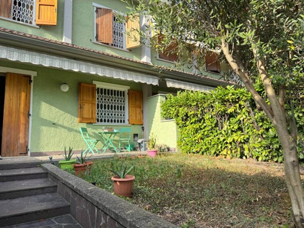 casa indipendente in vendita a Collecchio