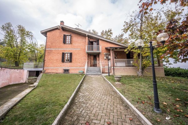 casa indipendente in vendita a Collecchio