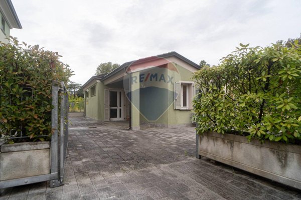 casa indipendente in vendita a Collecchio