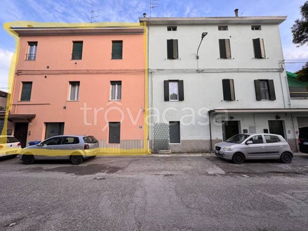 casa indipendente in vendita a Collecchio