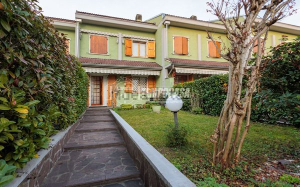 casa indipendente in vendita a Collecchio