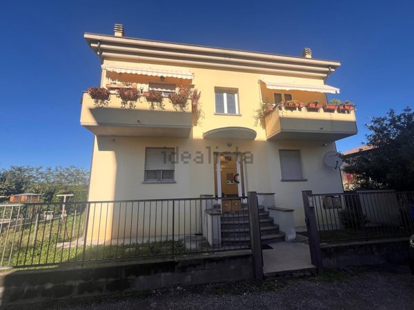 appartamento in vendita a Collecchio in zona Ozzano Taro