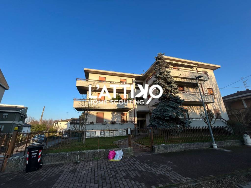 appartamento in vendita a Collecchio in zona Ozzano Taro